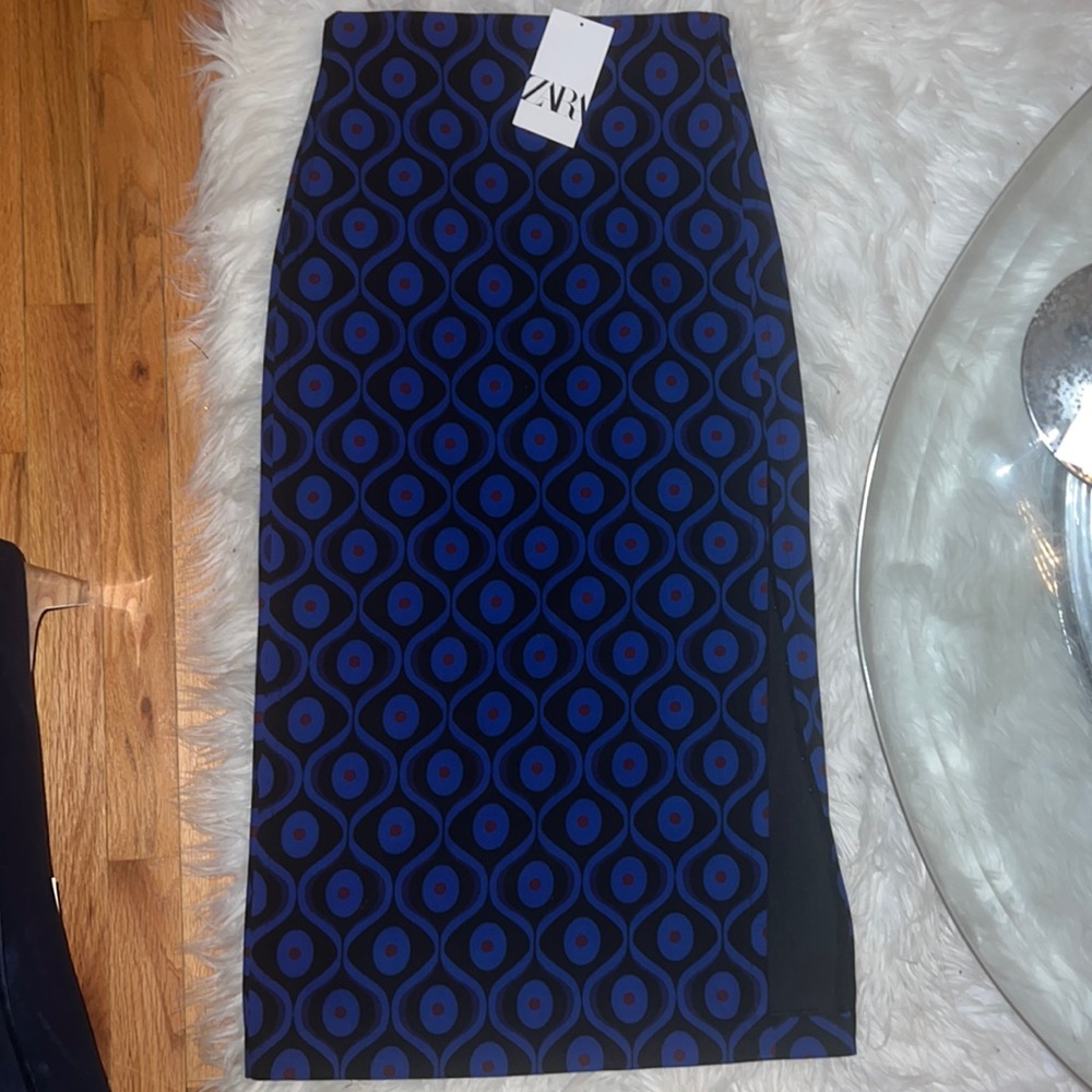 Women’s Zara Skirt